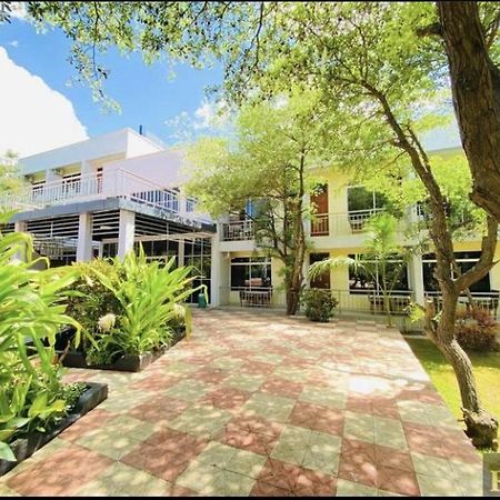 Royal Village Hotel Ντοντόμα Εξωτερικό φωτογραφία